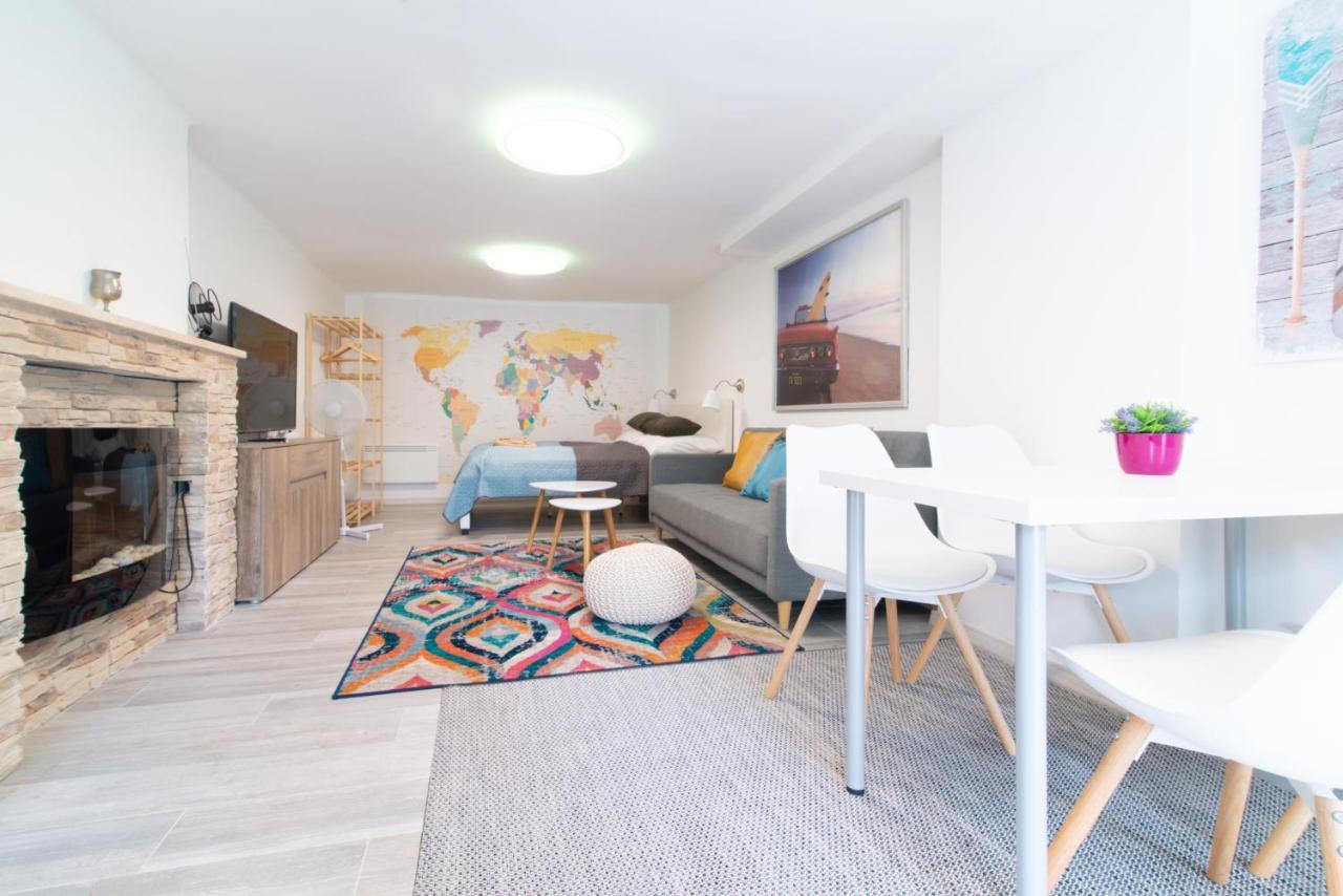 Cosy And Colorful Apartment Szentendre Buitenkant foto