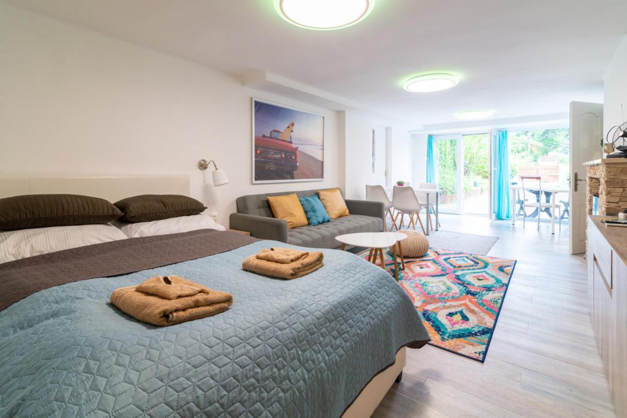 Cosy And Colorful Apartment Szentendre Buitenkant foto