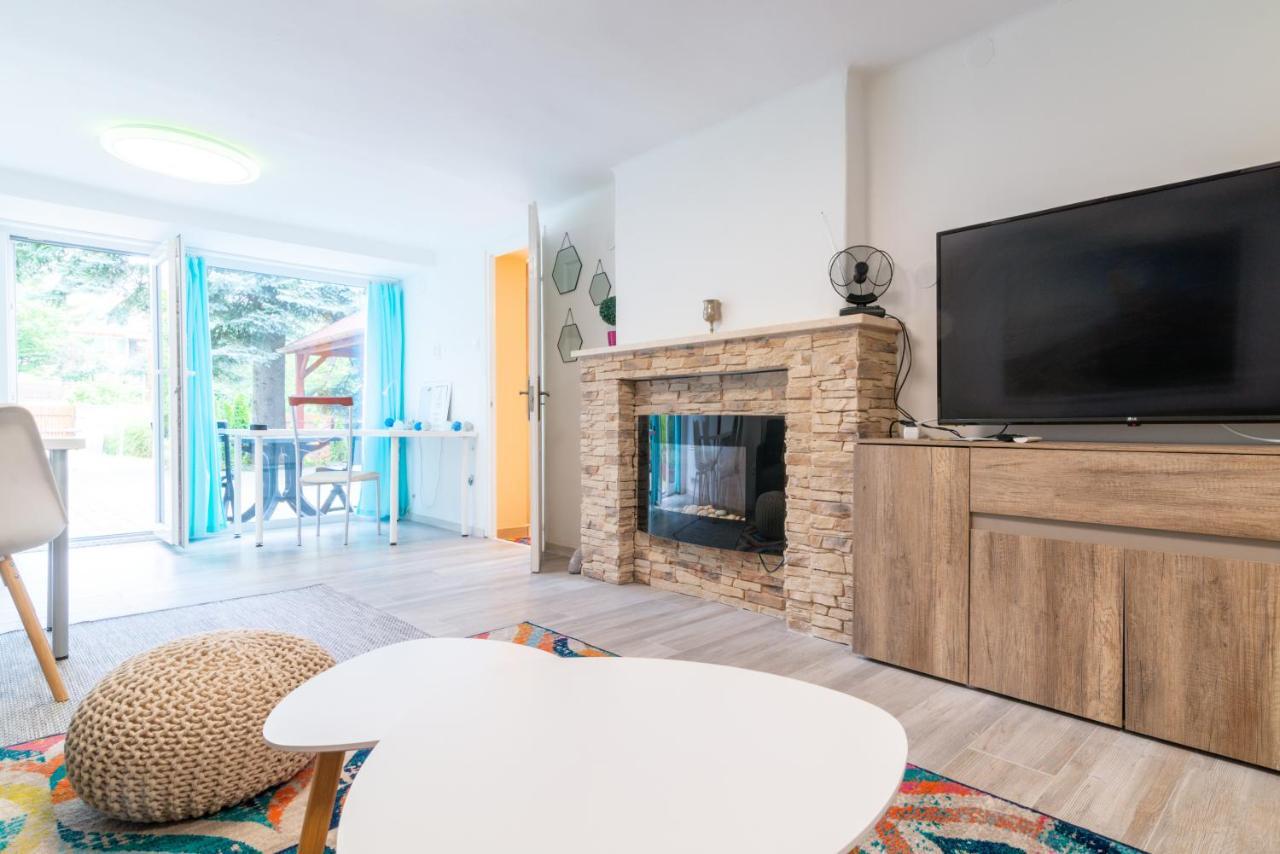 Cosy And Colorful Apartment Szentendre Buitenkant foto
