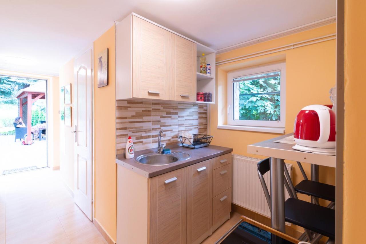 Cosy And Colorful Apartment Szentendre Buitenkant foto